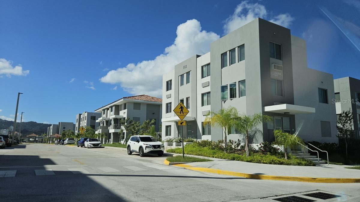 Pr-1 Int. San Carlos St., PR