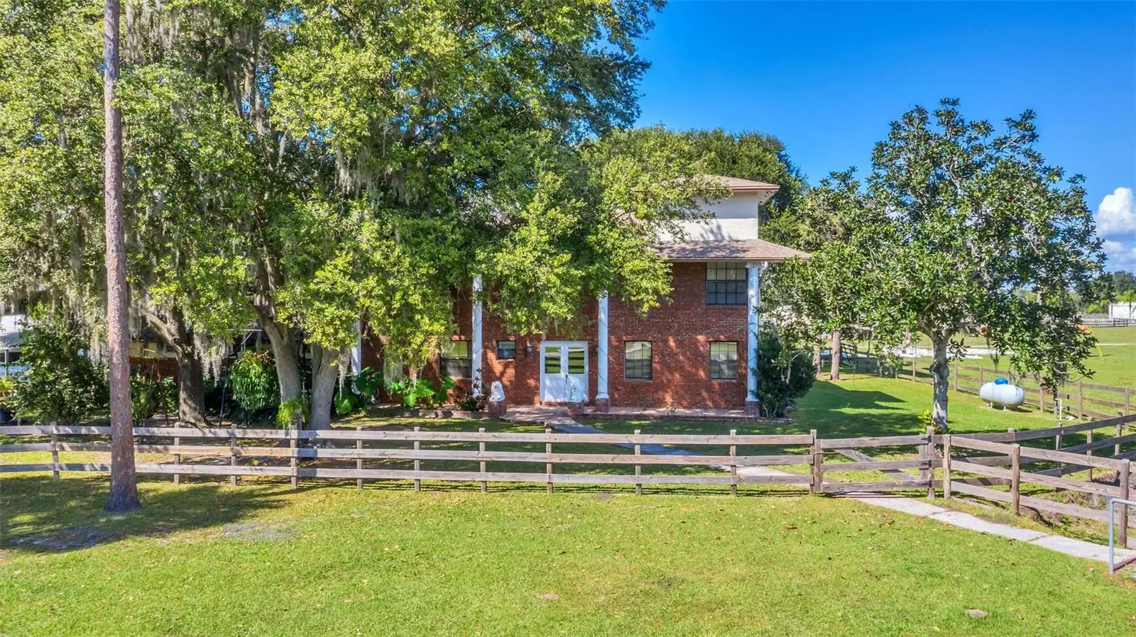 3724 Hickory Tree Road, FL