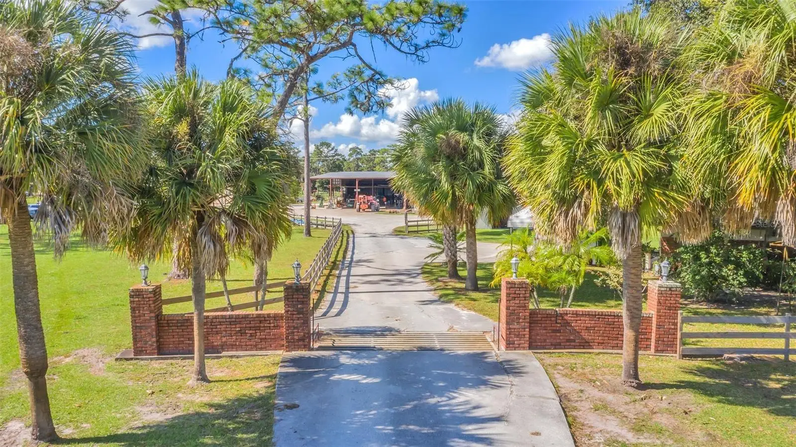 3724 Hickory Tree Road, FL