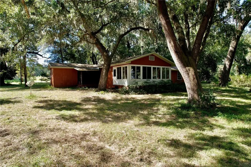 9817 County Road 1469, FL