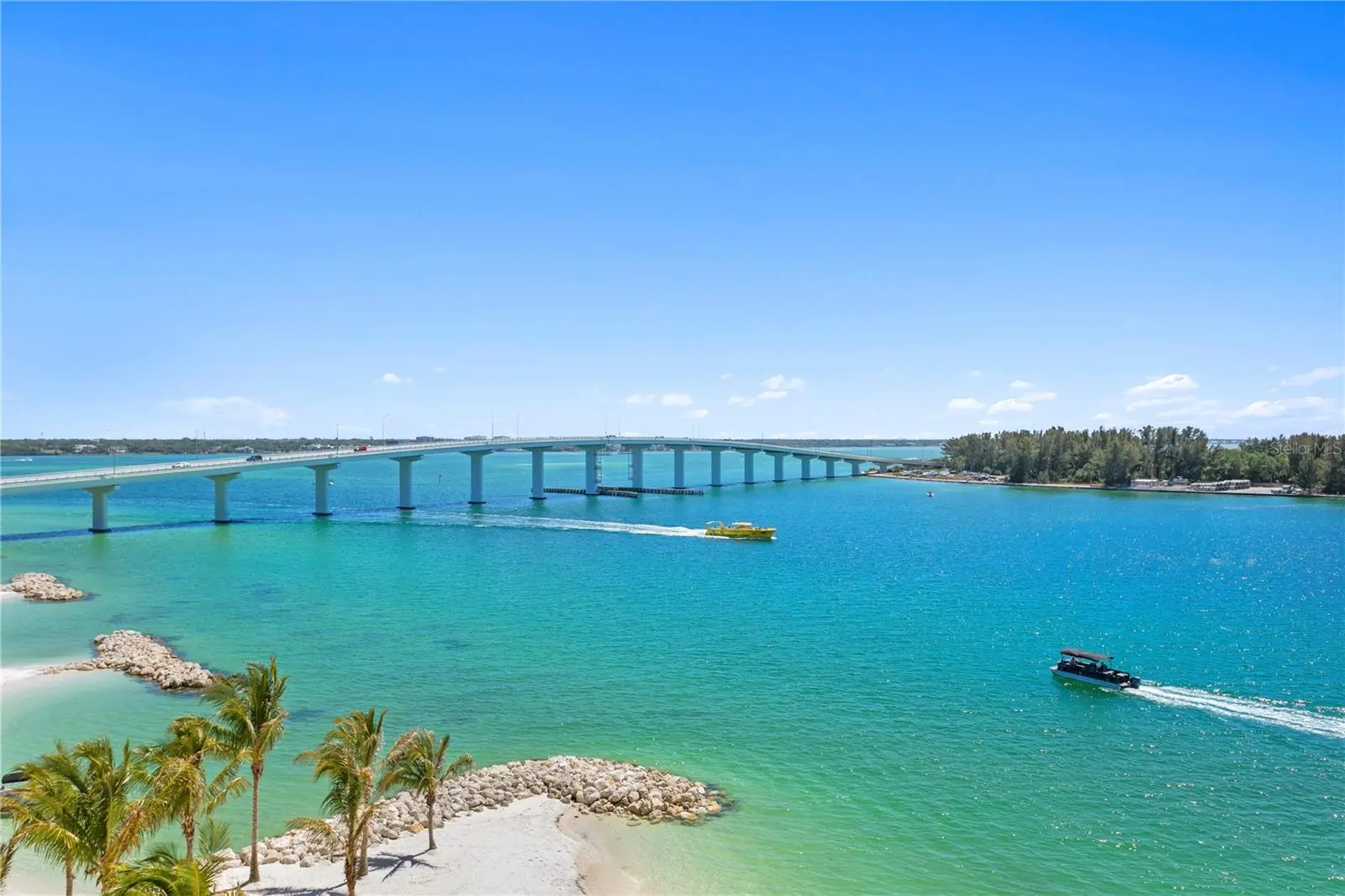 691 Gulfview Boulevard, FL