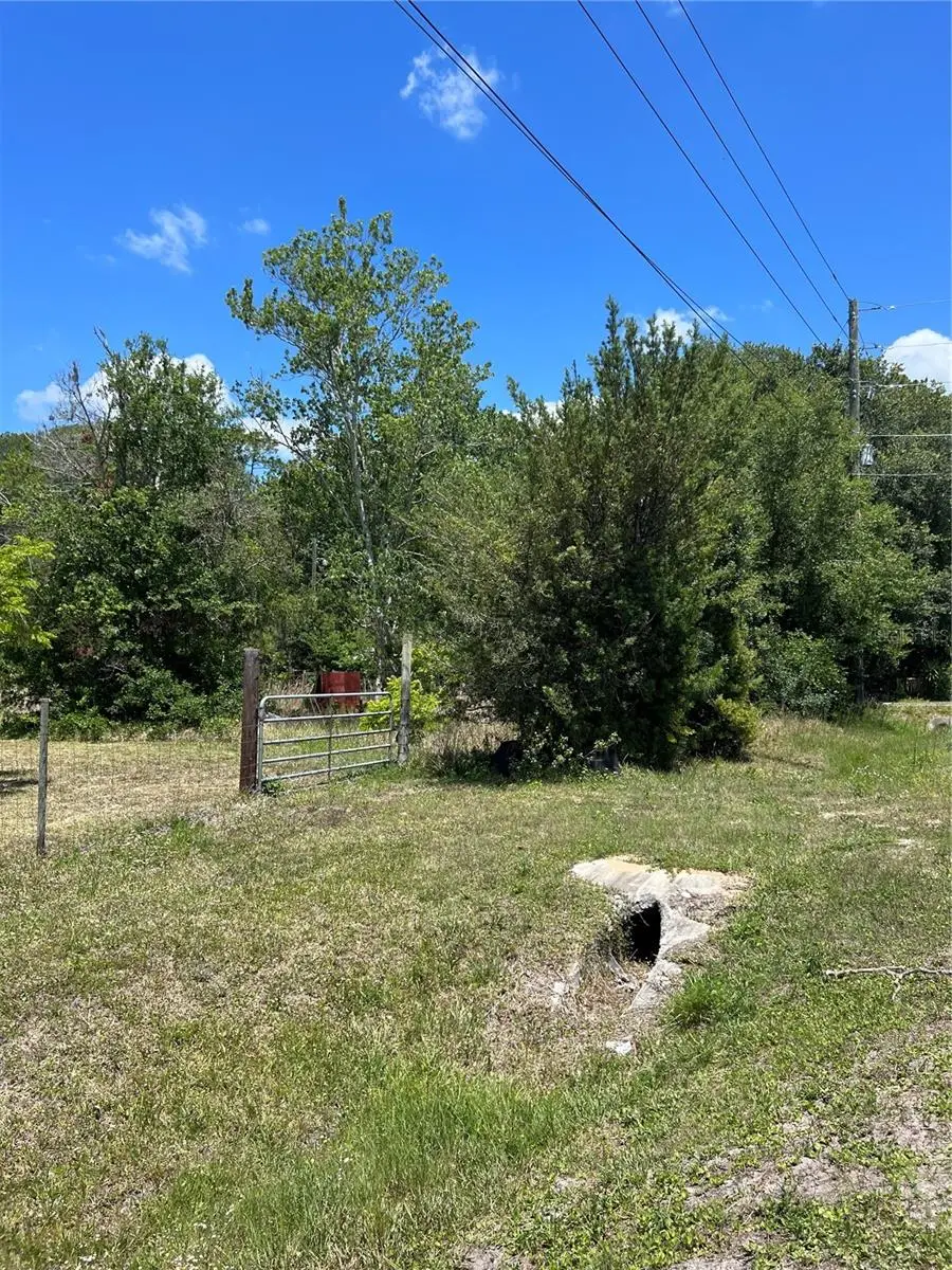 2519 State Road 33, FL