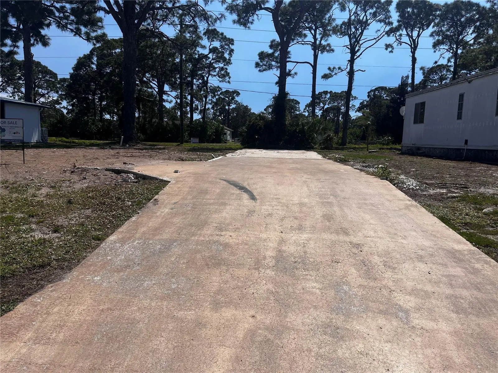181 Fiji Circle, FL