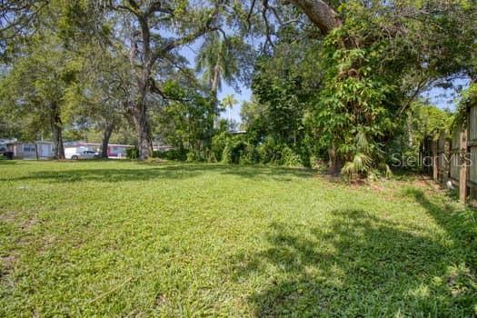 000 Newton Avenue, FL