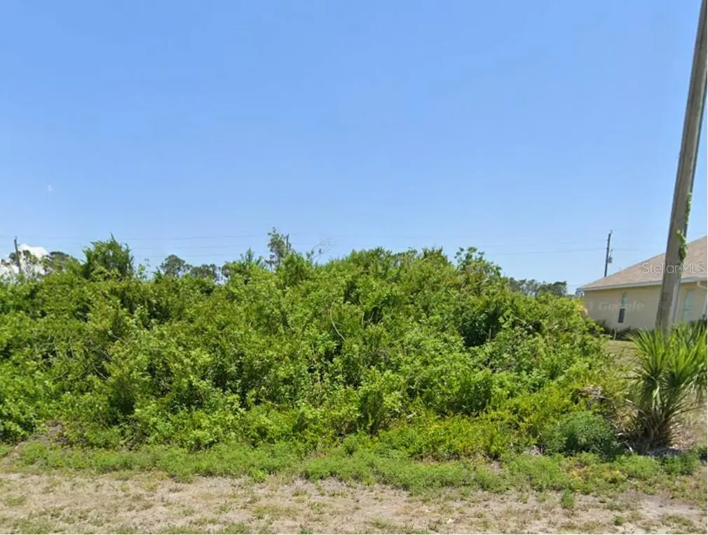 12825 Xavier Avenue, FL