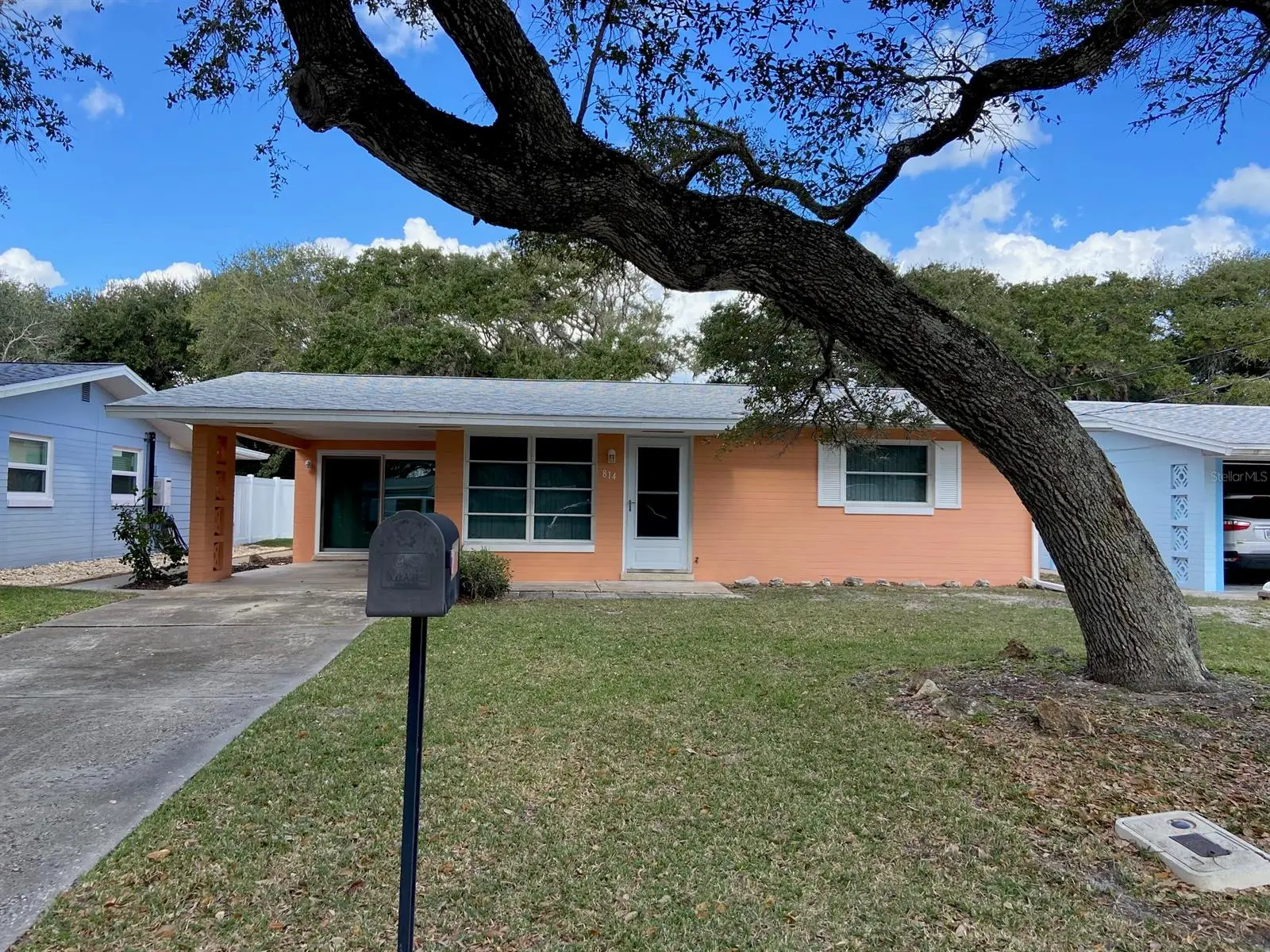 814 10th Avenue, FL