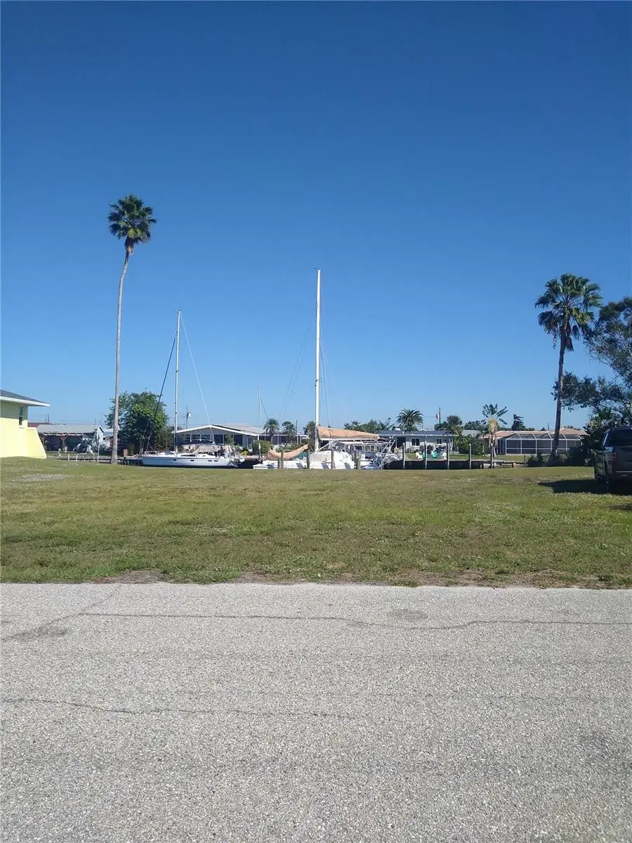 116 Colonial Street, FL