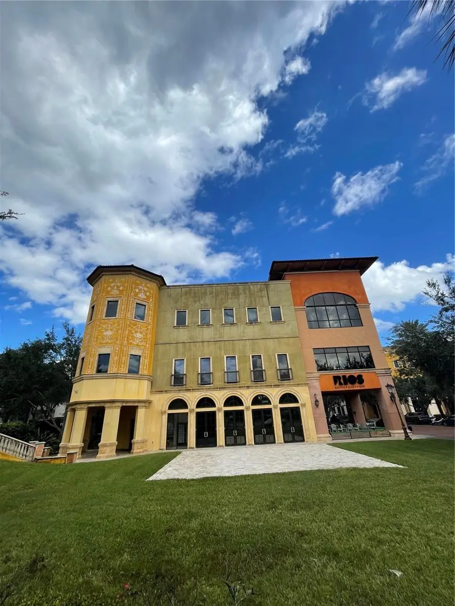 7065 Westpointe Boulevard, FL