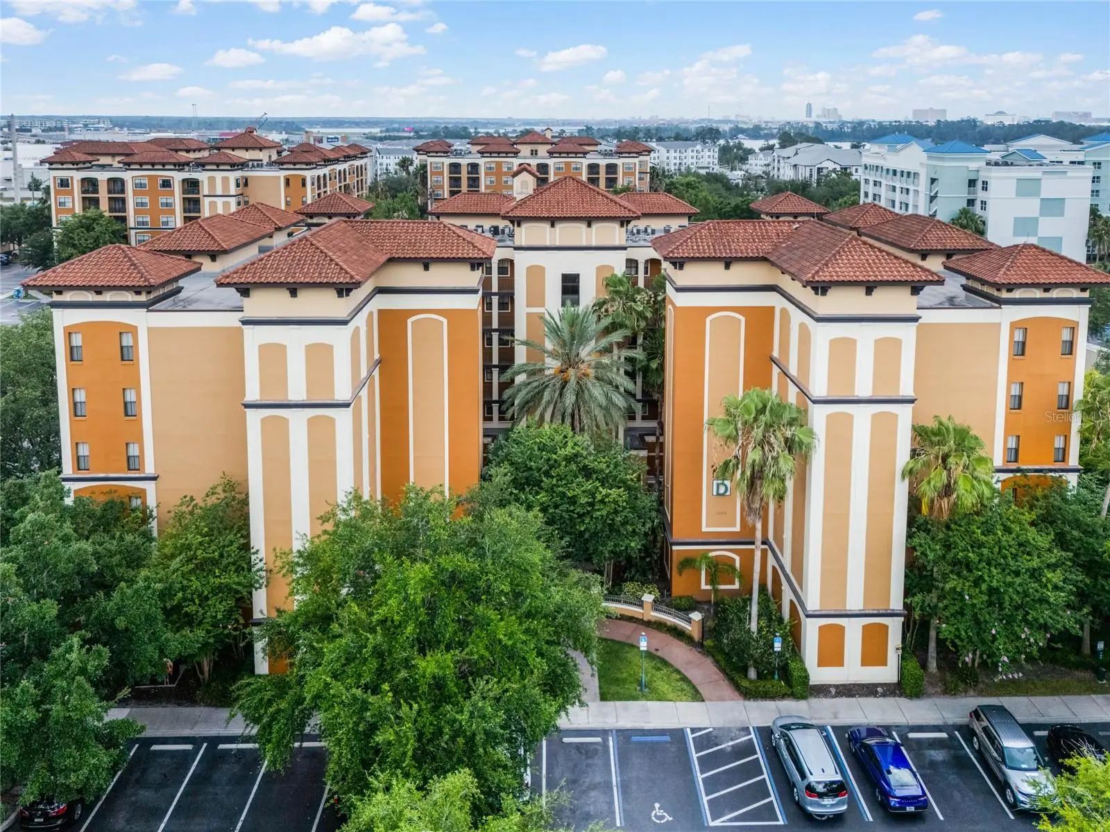 12539 Floridays Resort Drive, FL