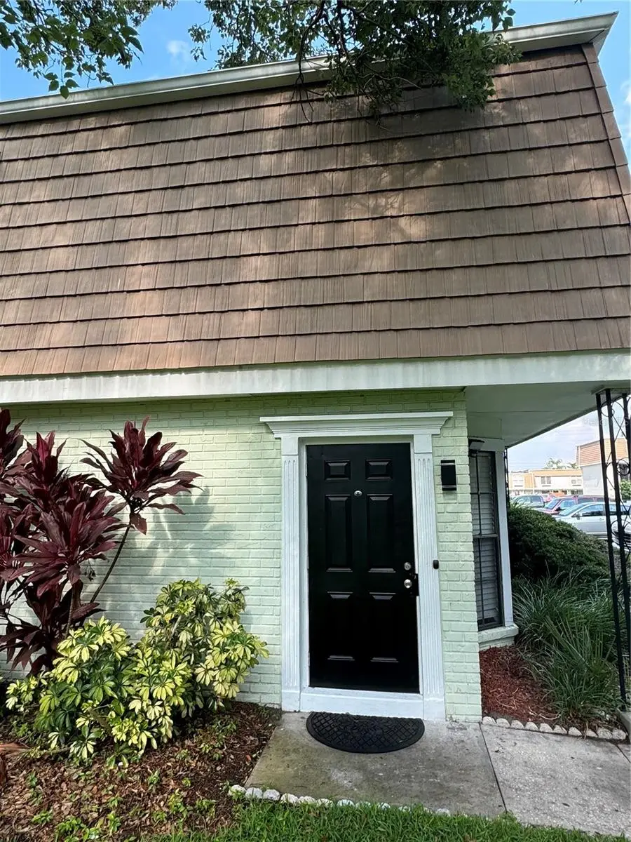 6003 Village Circle, FL