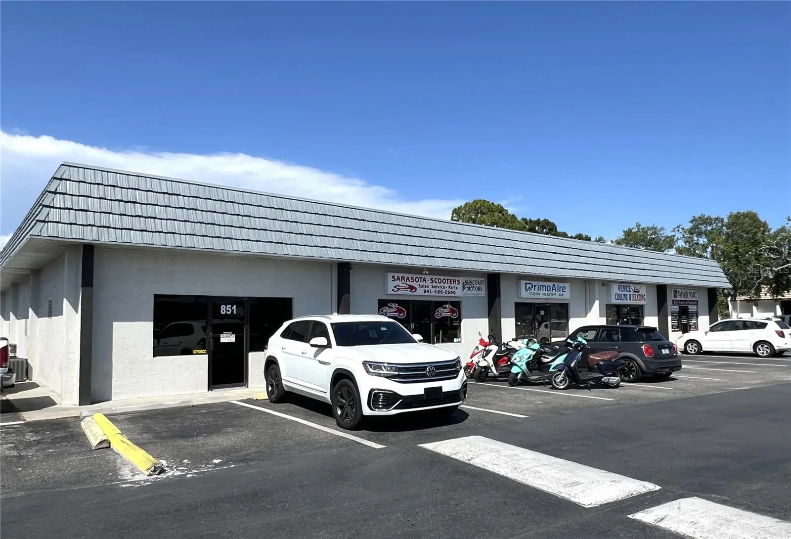 853 Us-41-Byp, FL