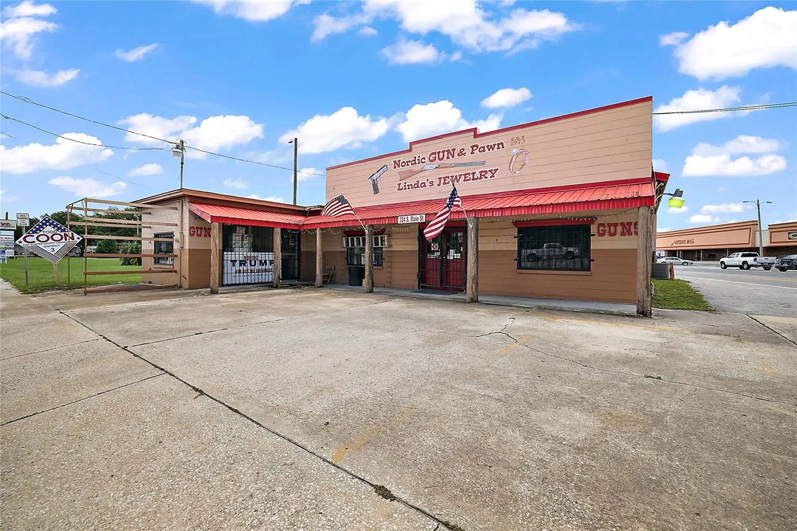 324 Main Street, FL