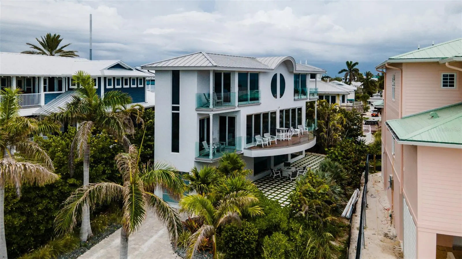 107 Elm Avenue, FL