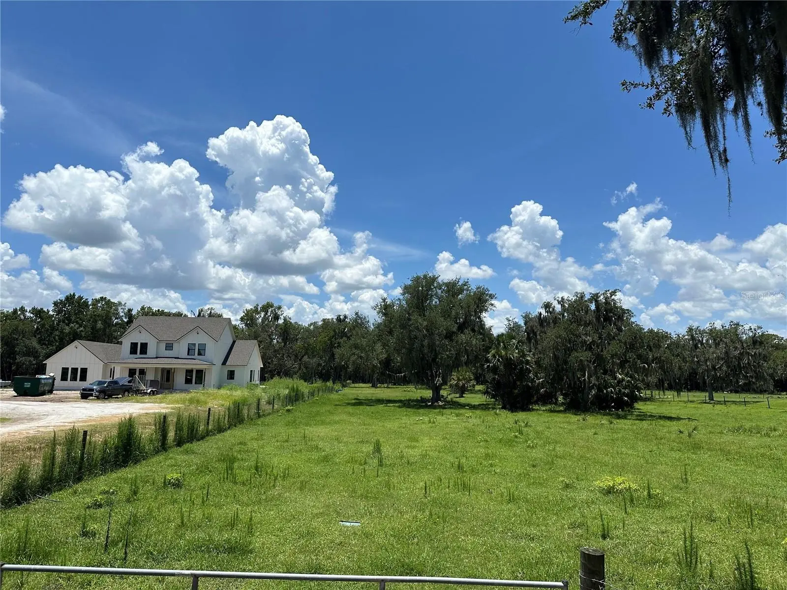 Pine Way, FL