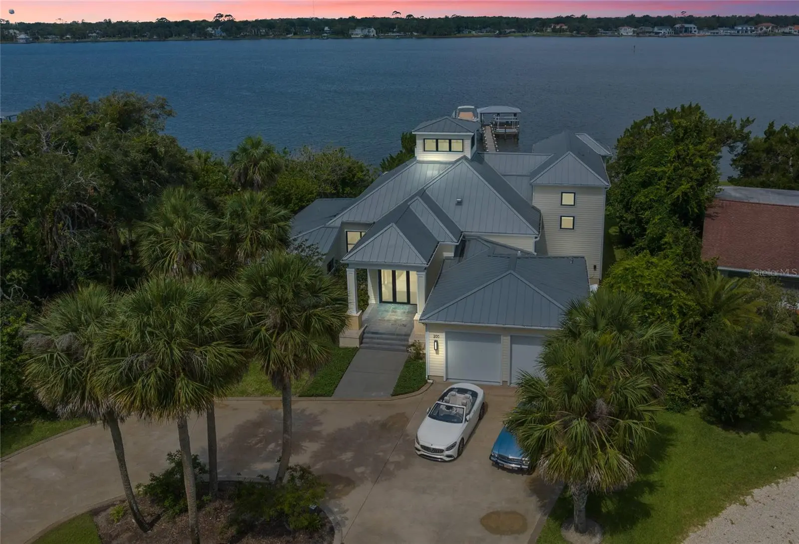 200 John Anderson Drive, FL