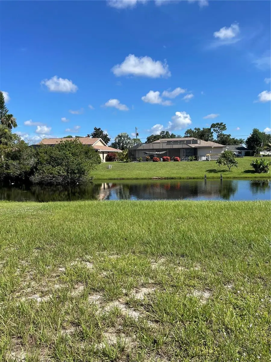 130 Mark Twain Lane, FL