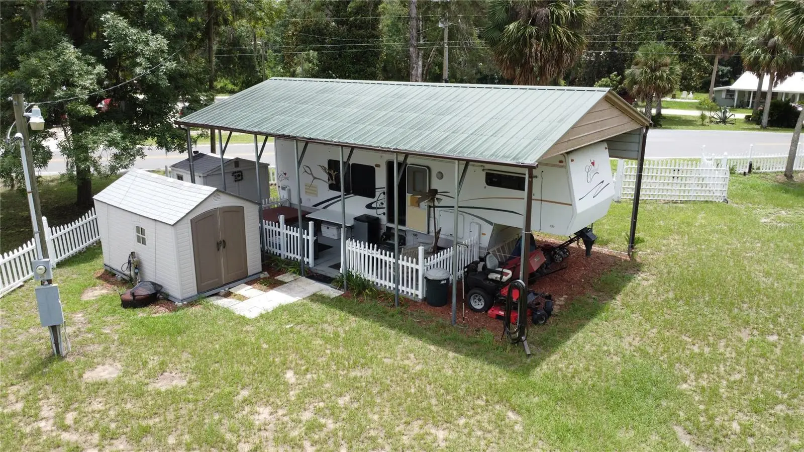 5466 Hwy 358, FL