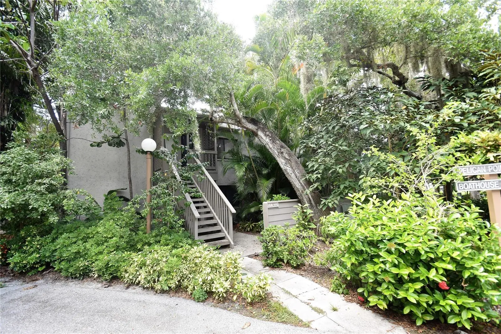 1601 Pelican Point Dr #Ha215
