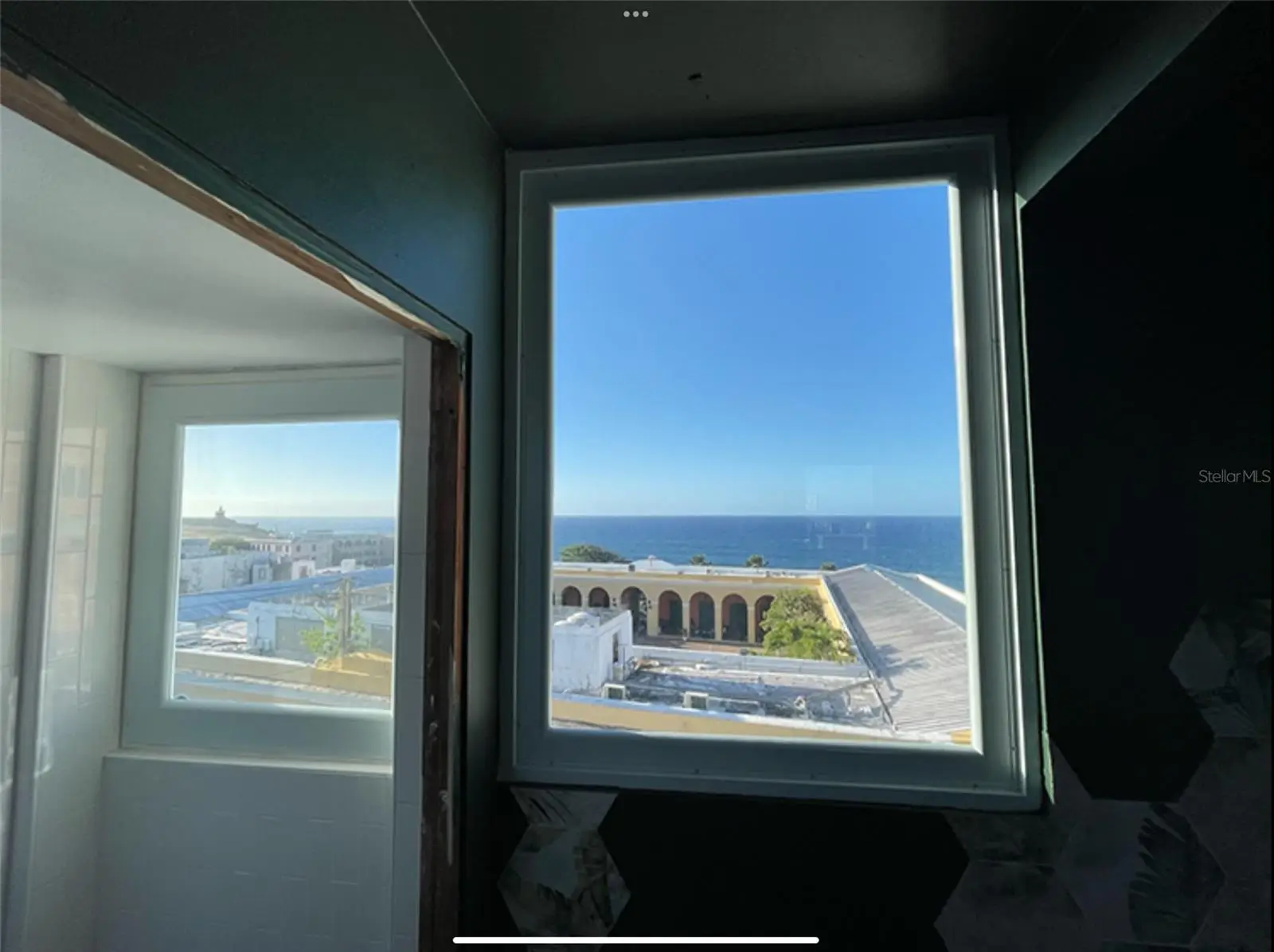 9 Del Mercado, PR