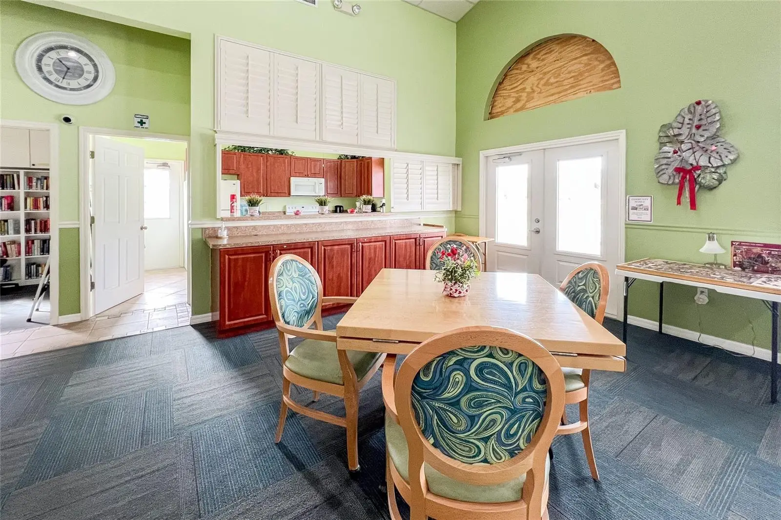8216 Parkside Drive, FL