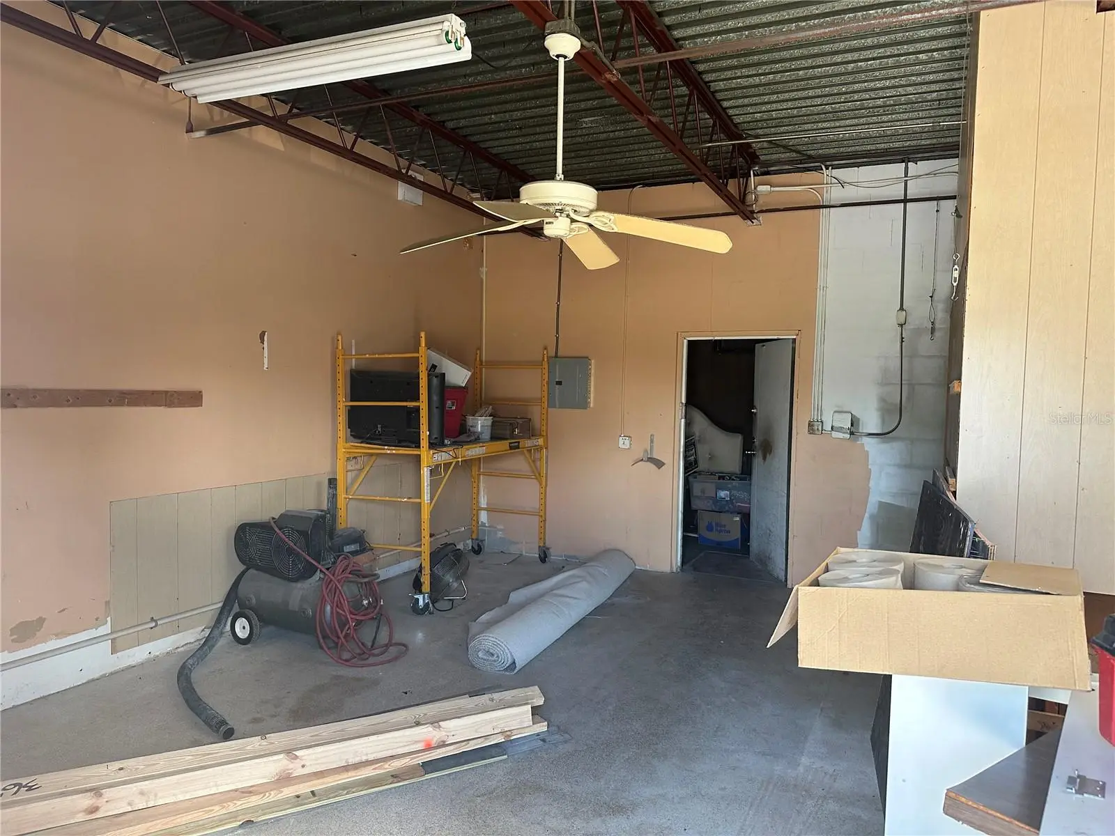 2254 Tamiami Trail, FL