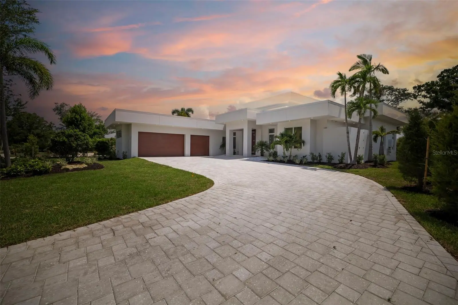 4431 Camino Real, FL