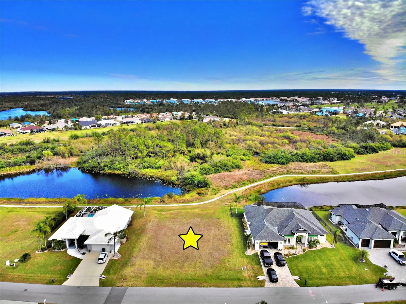 12932 Pembroke Circle, FL