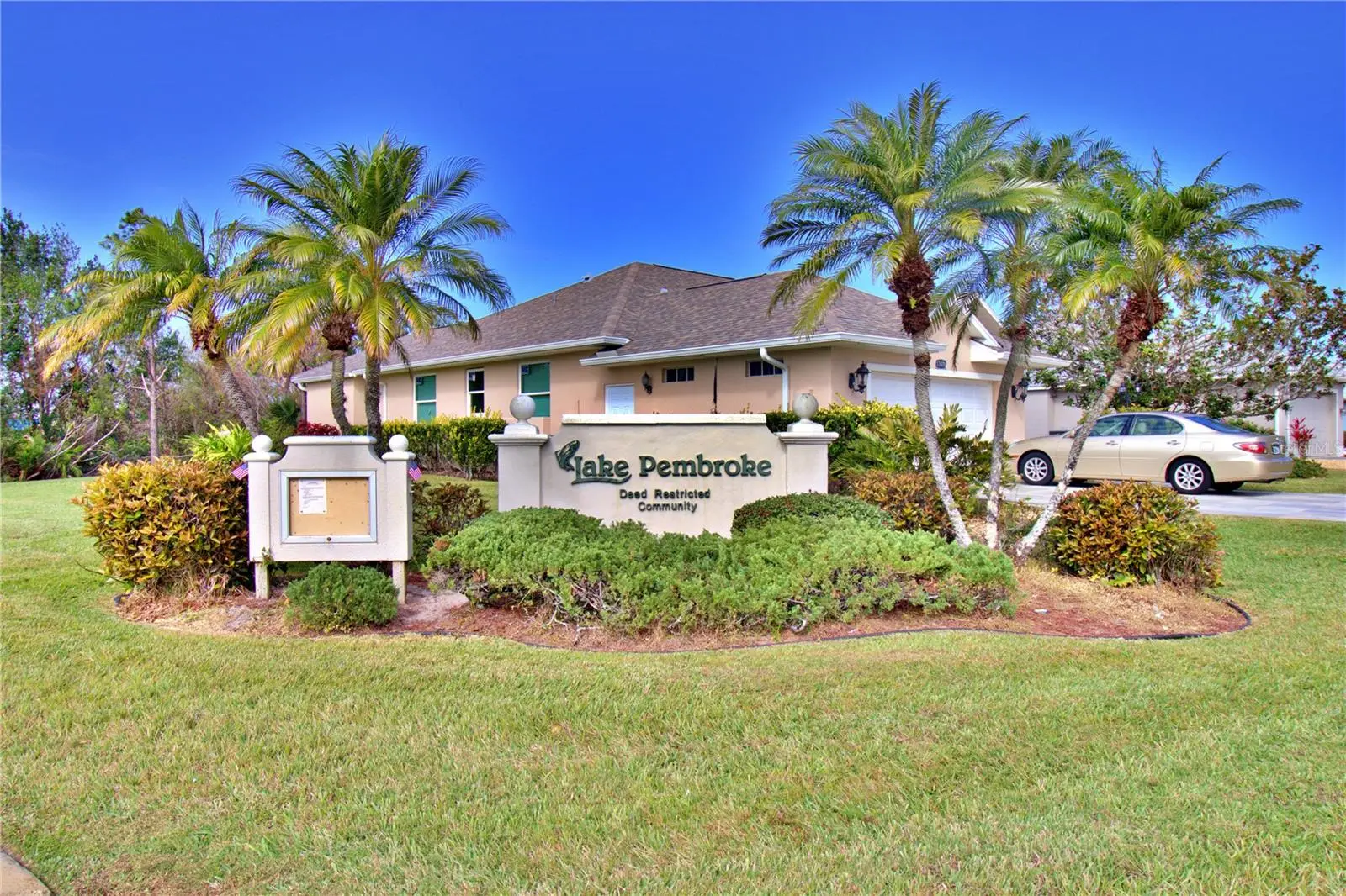 12932 Pembroke Circle, FL
