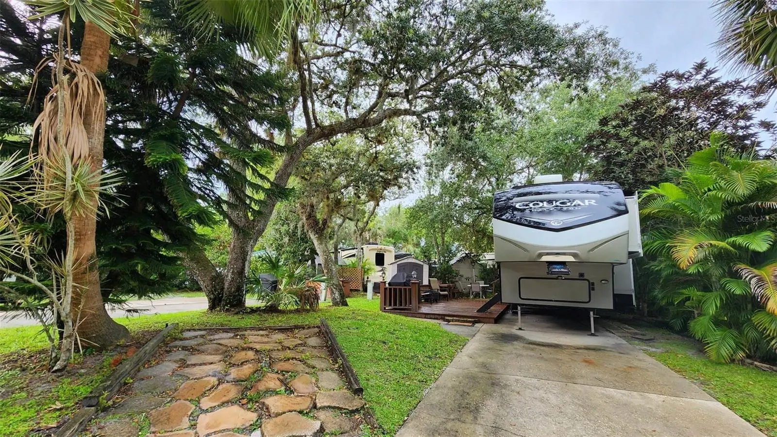251 Saddle Lane, FL