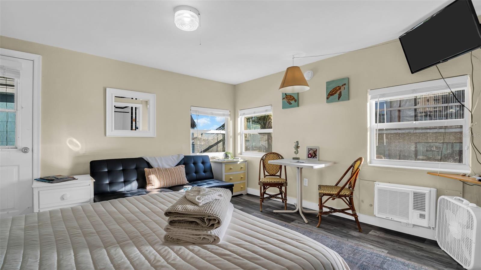 483 Shore Drive, FL