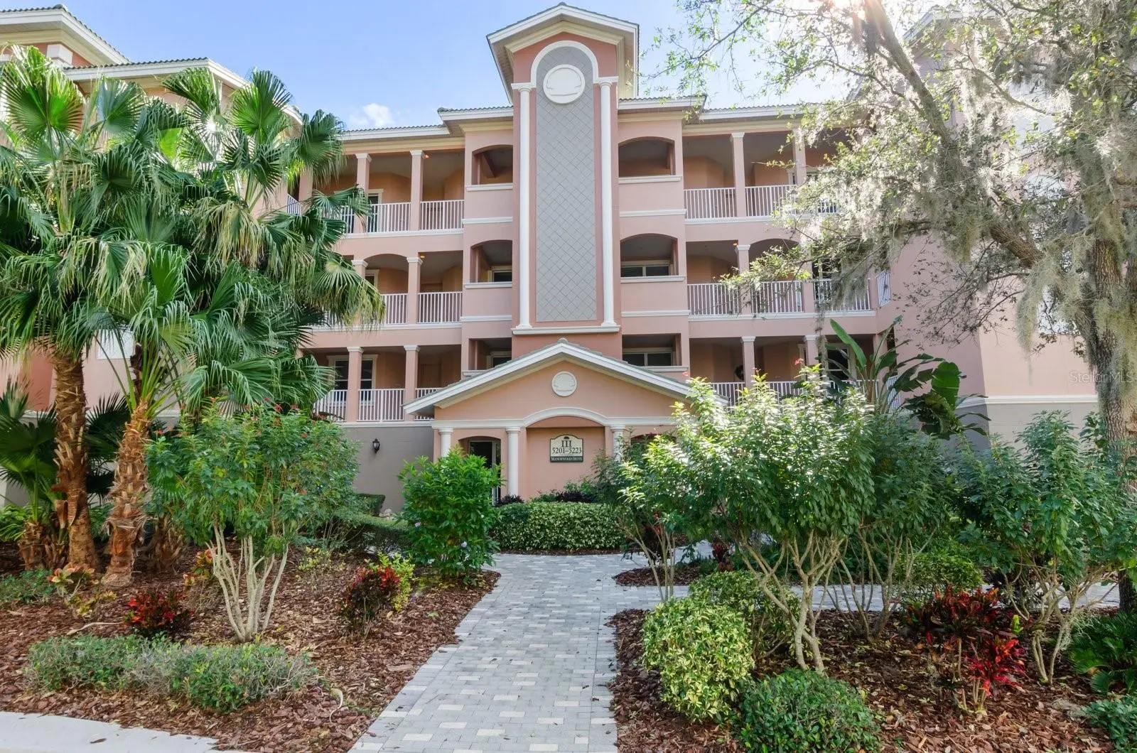 5209 Manorwood Drive, FL