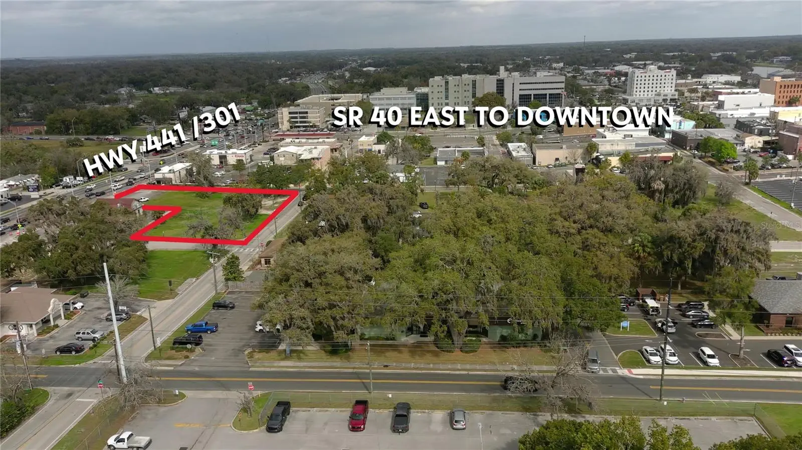 000 Pine Avenue, FL