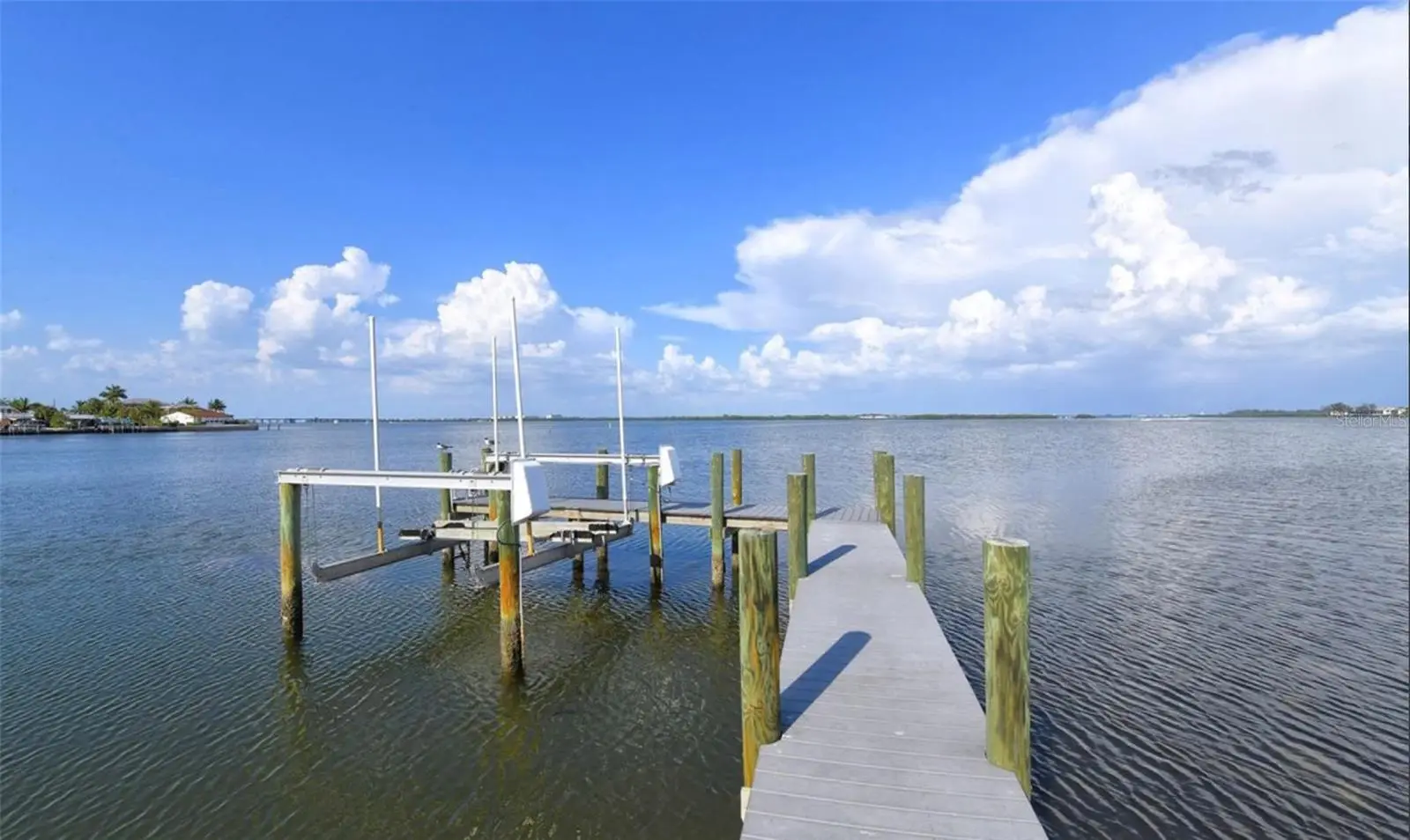 2516 Avenue A, FL