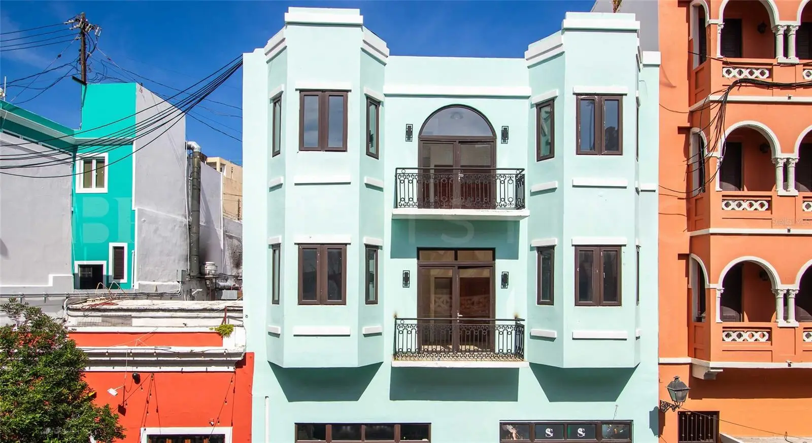 319 Recinto Sur Street, PR