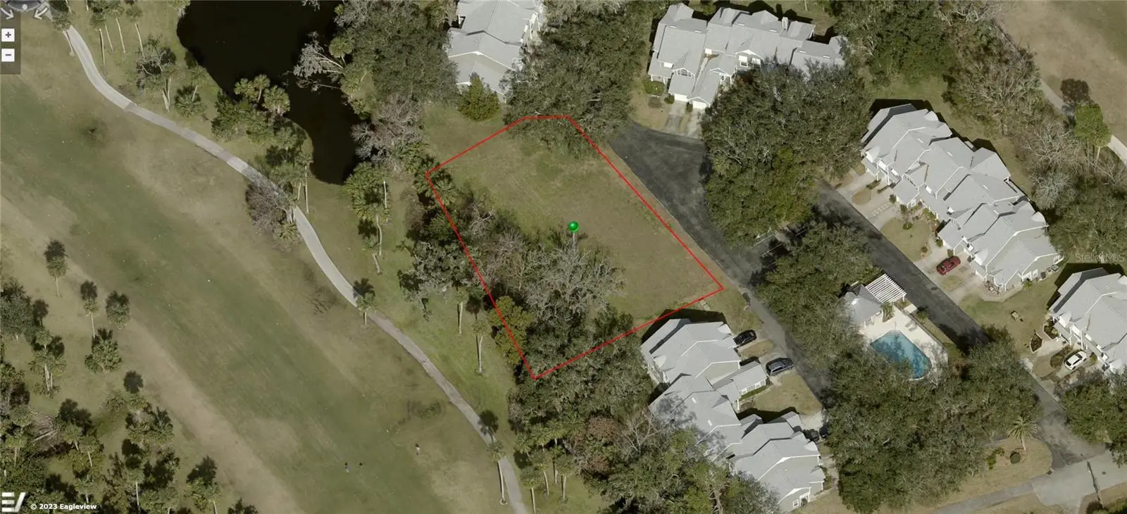 Grand Oaks Circle, FL