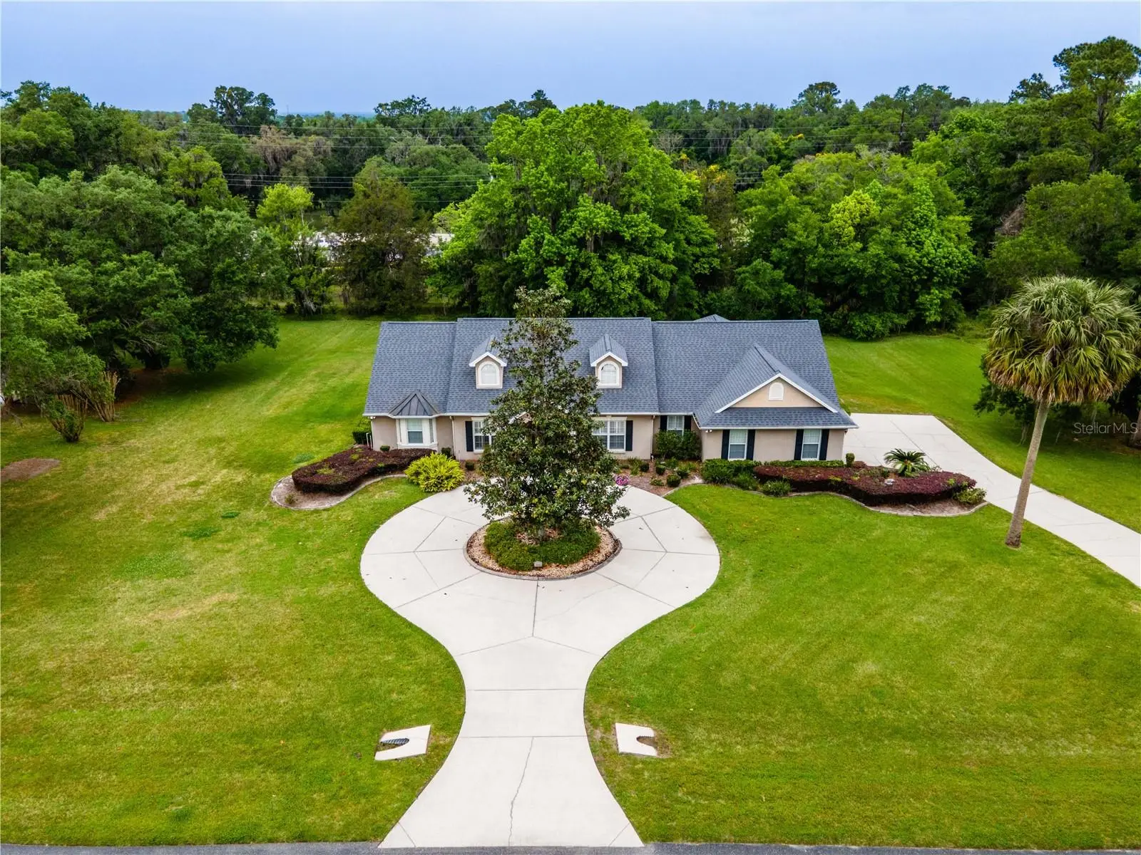 1945 40th Place, FL