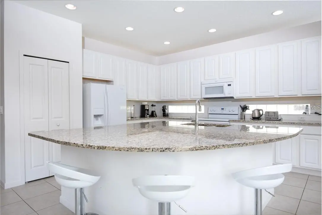 3850 Oakville Avenue, FL