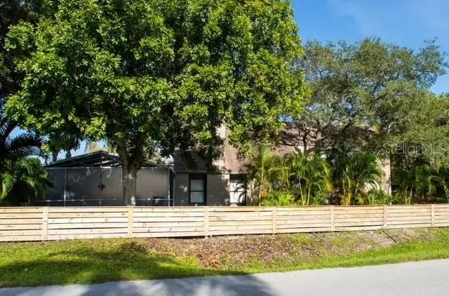 5311 Creek Drive, FL