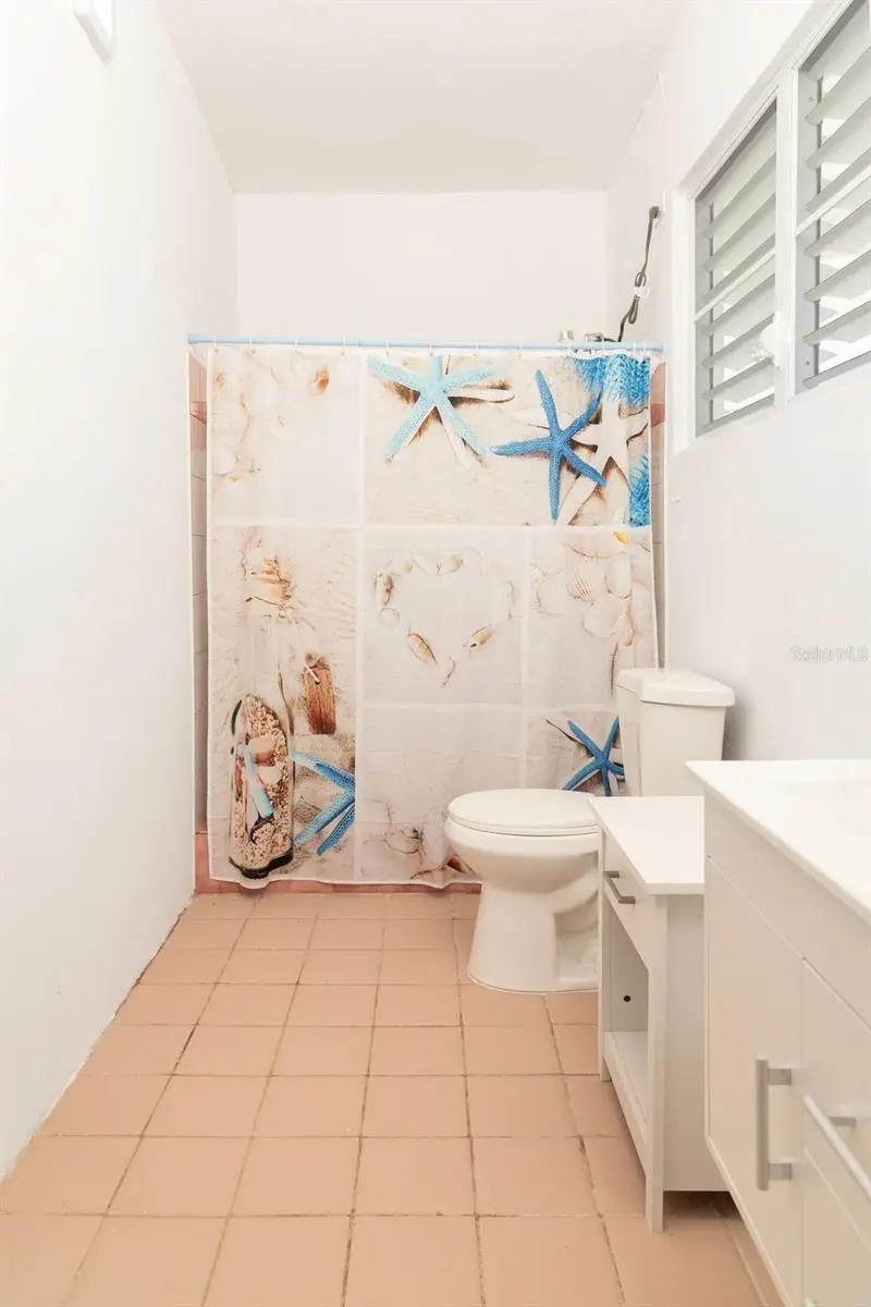 595 Comm. Villa Borinquen, PR
