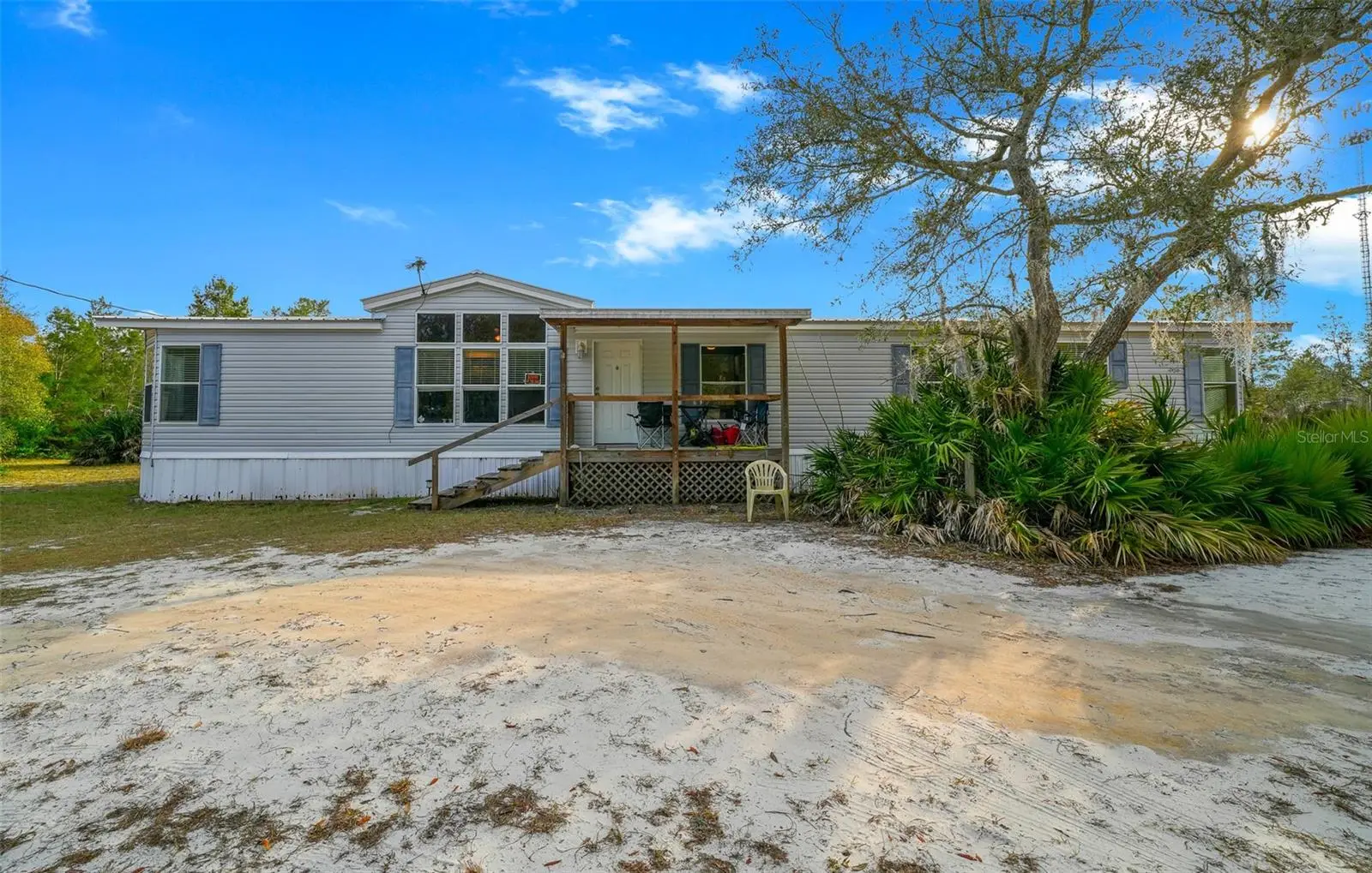 137 Franklin Avenue, FL