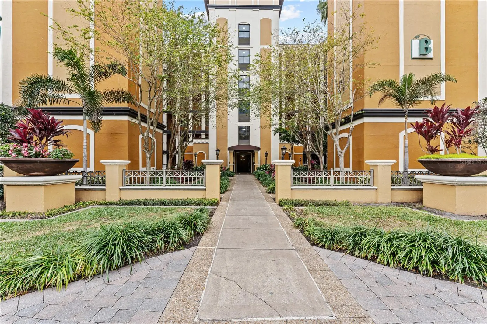12544 Floridays Resort Drive, FL