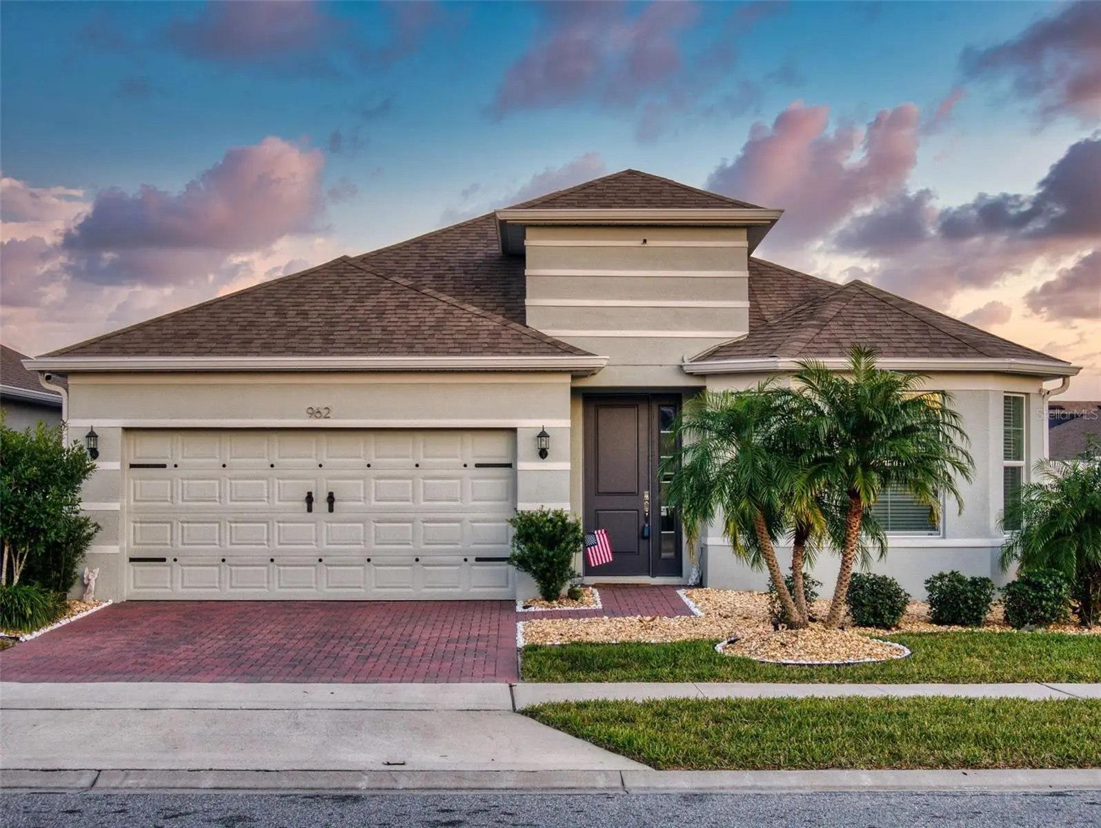 962 Compass Landing Drive, FL