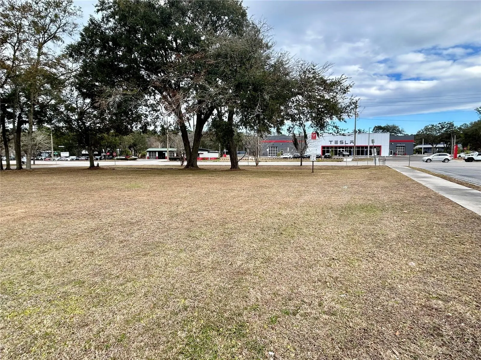 2550 Main Street, FL