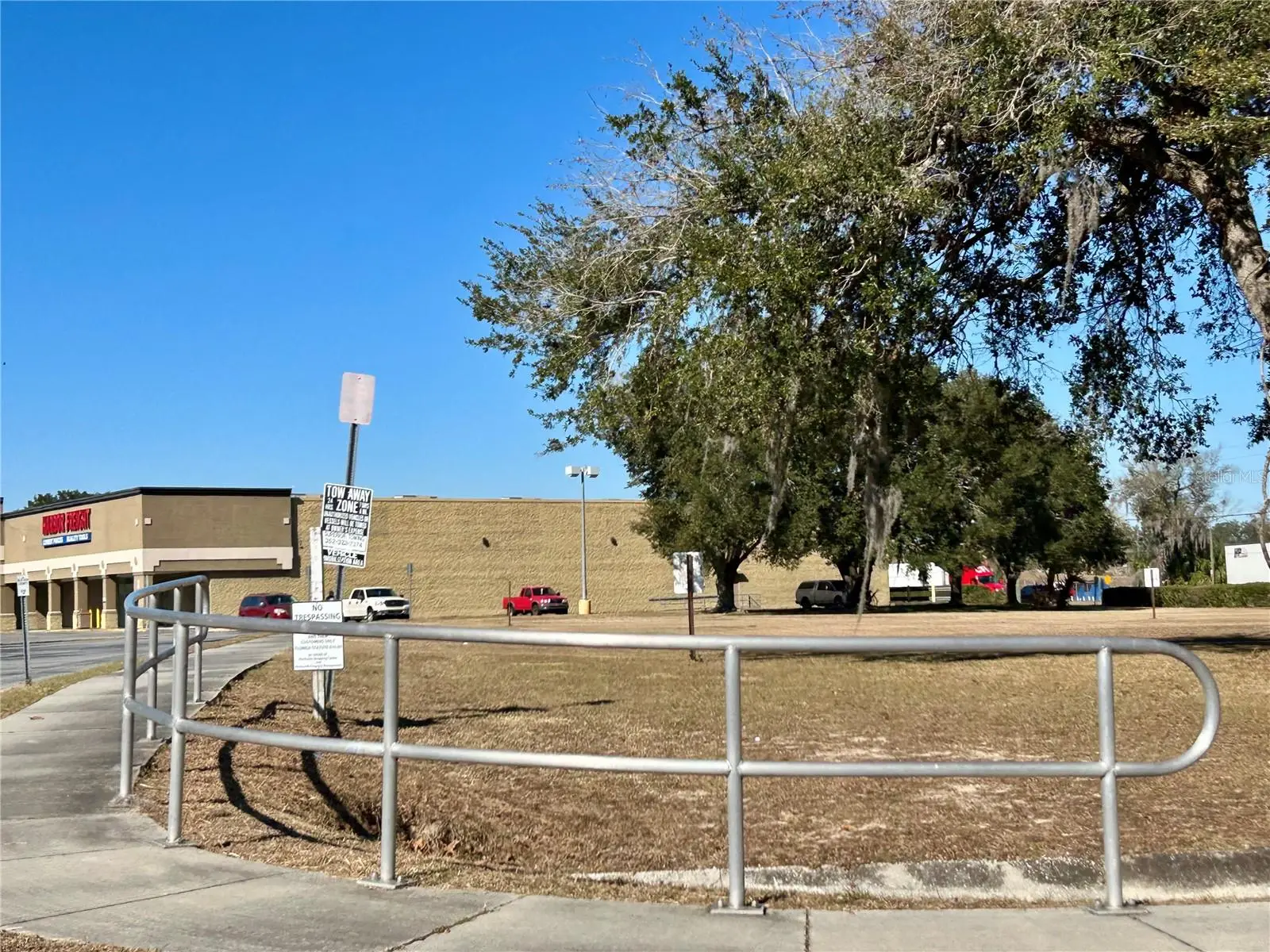 2550 Main Street, FL