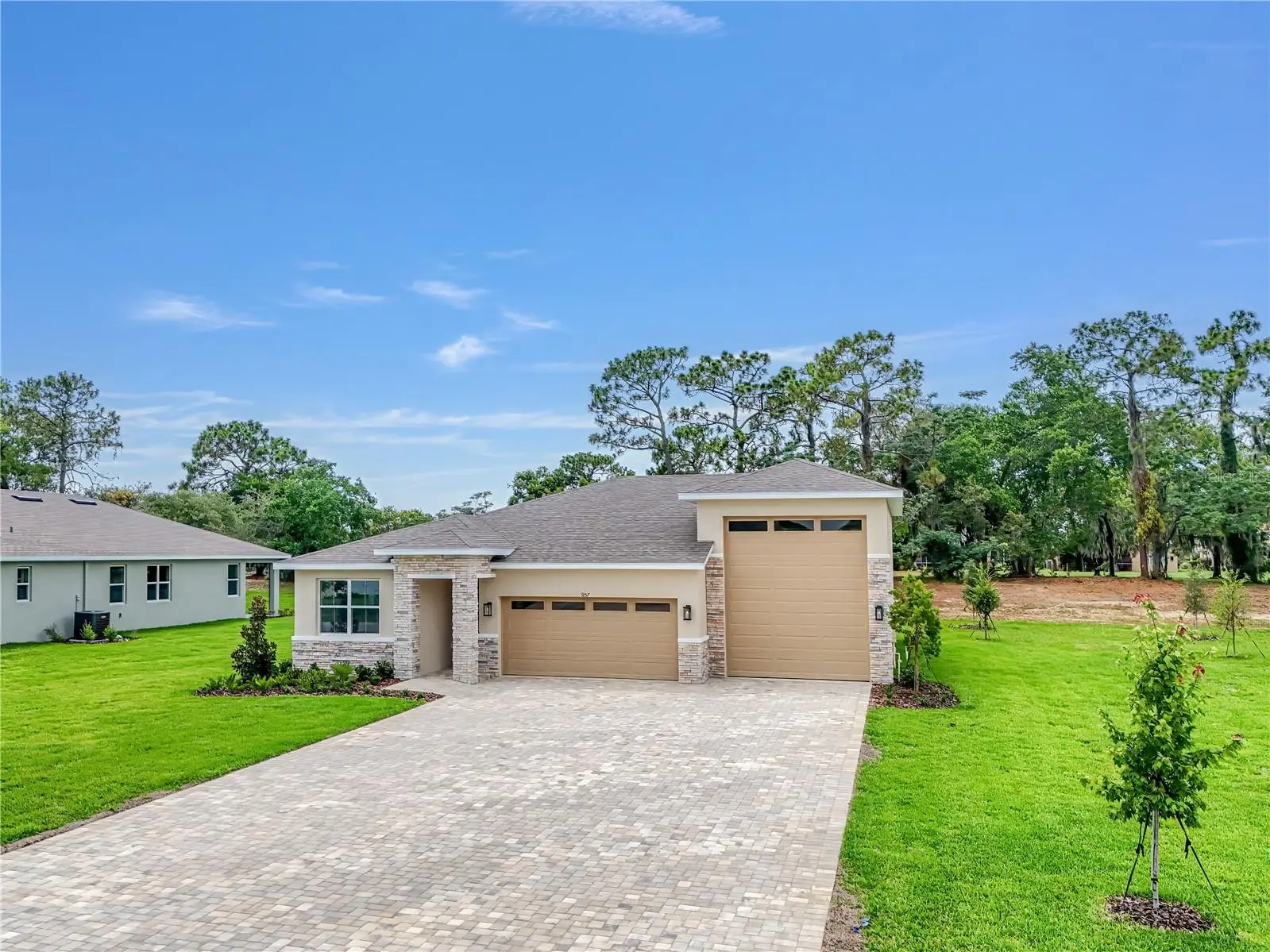 9157 Players Drive, FL