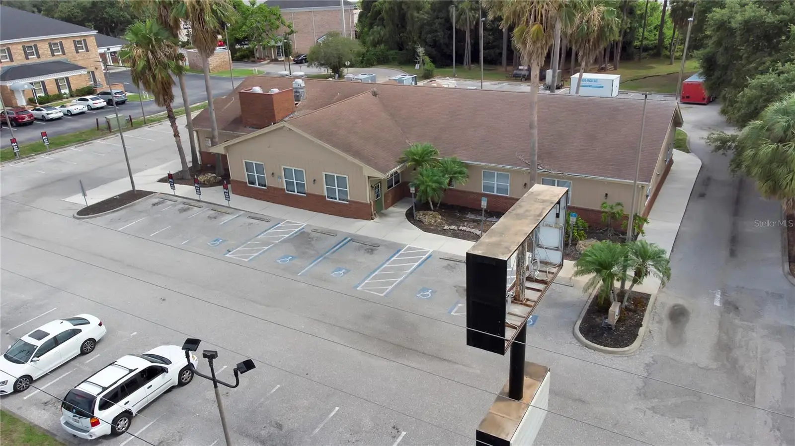 1152 Tamiami Trail, FL