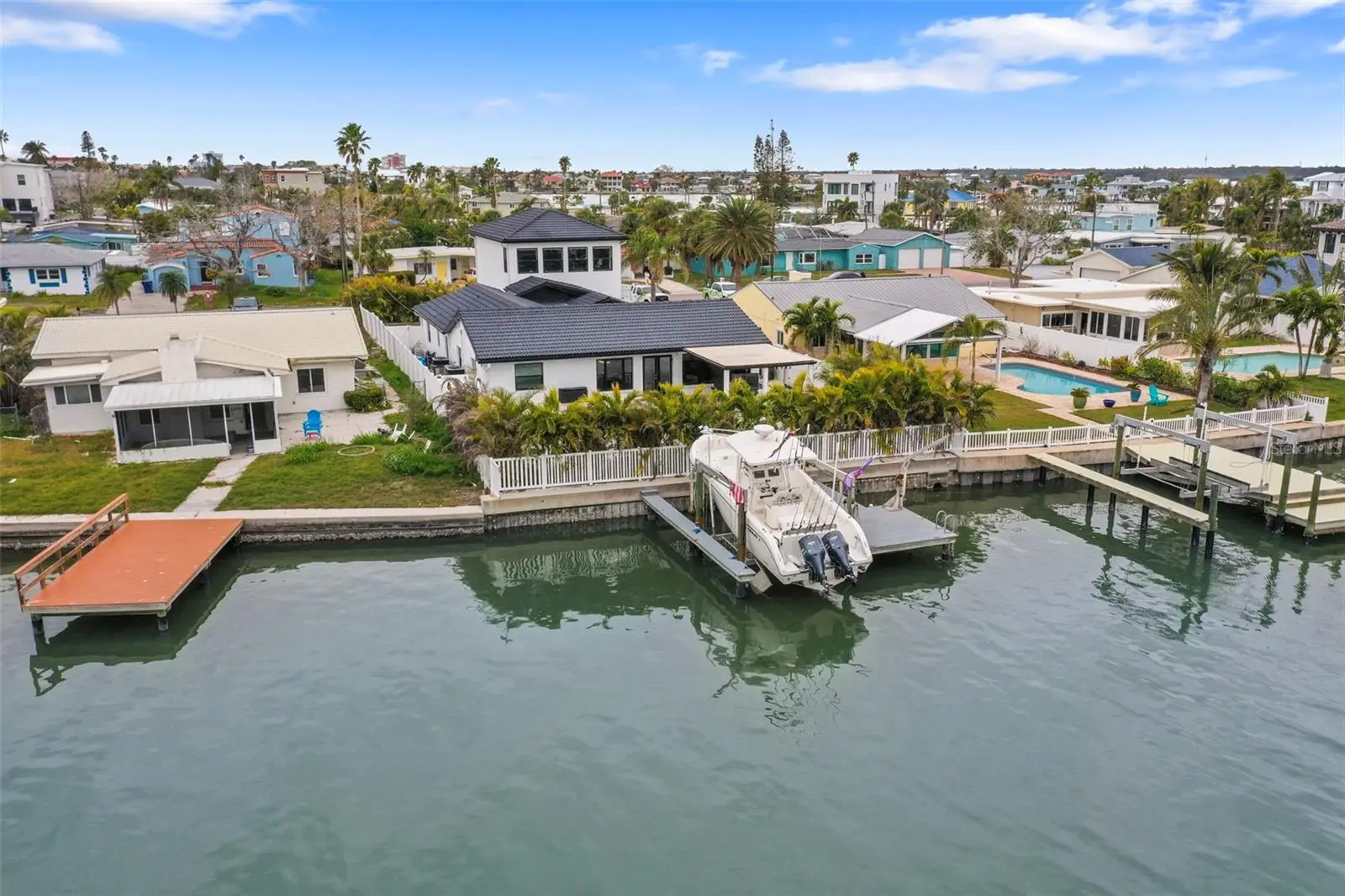16015 Redington Drive, FL