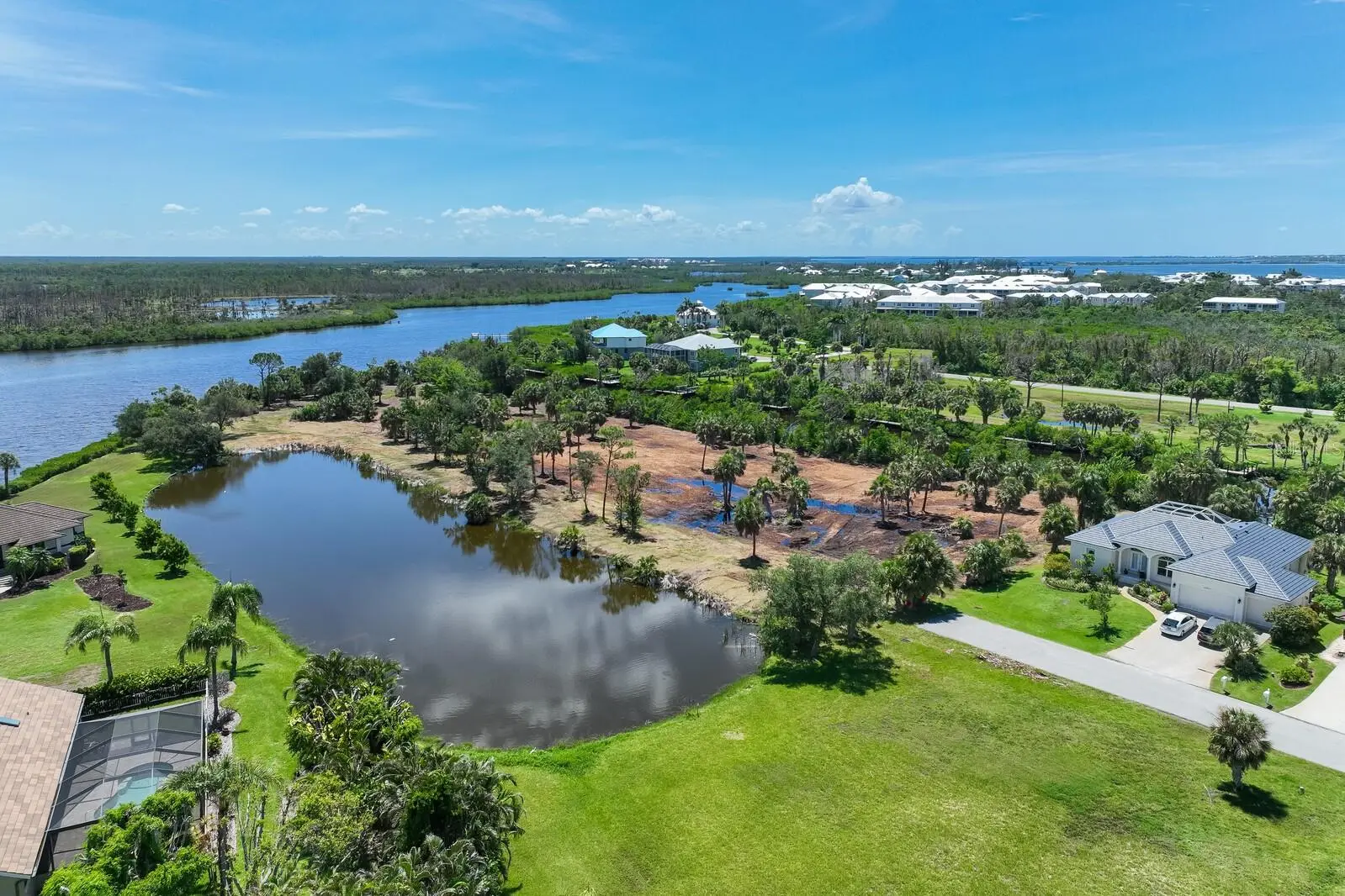 4700 Arlington Drive, FL