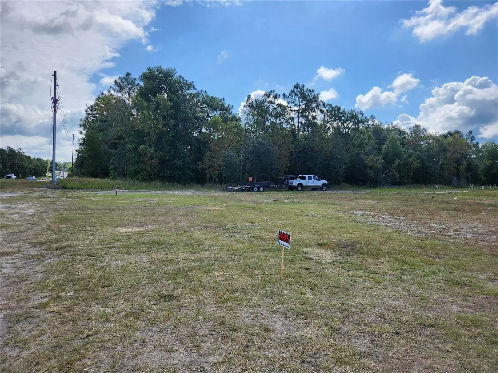 7013 Maricamp Road, FL