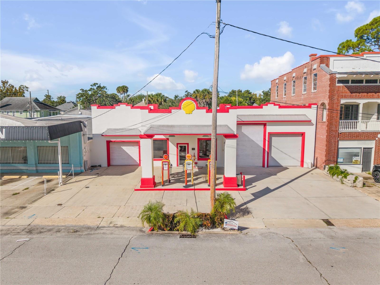 208 Magnolia St, FL